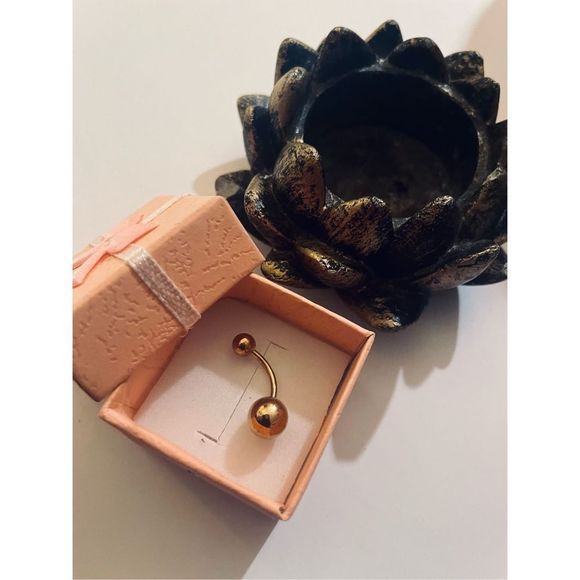 CUTE GOLD BELLY RING - Picture 5 of 5